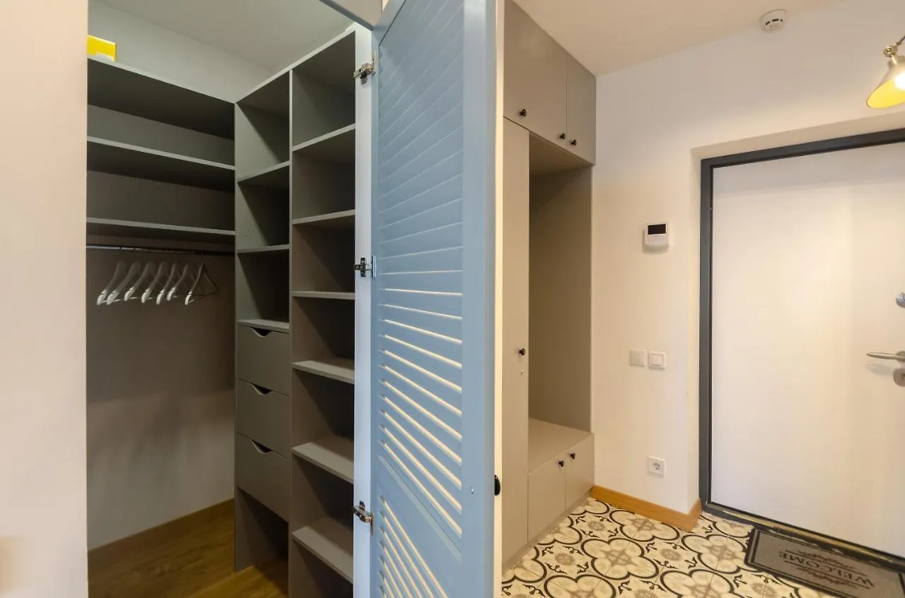 Petrovdom 52,67,205,213 In Smart Apartments In New York Concept House Kyjev Ukrajina