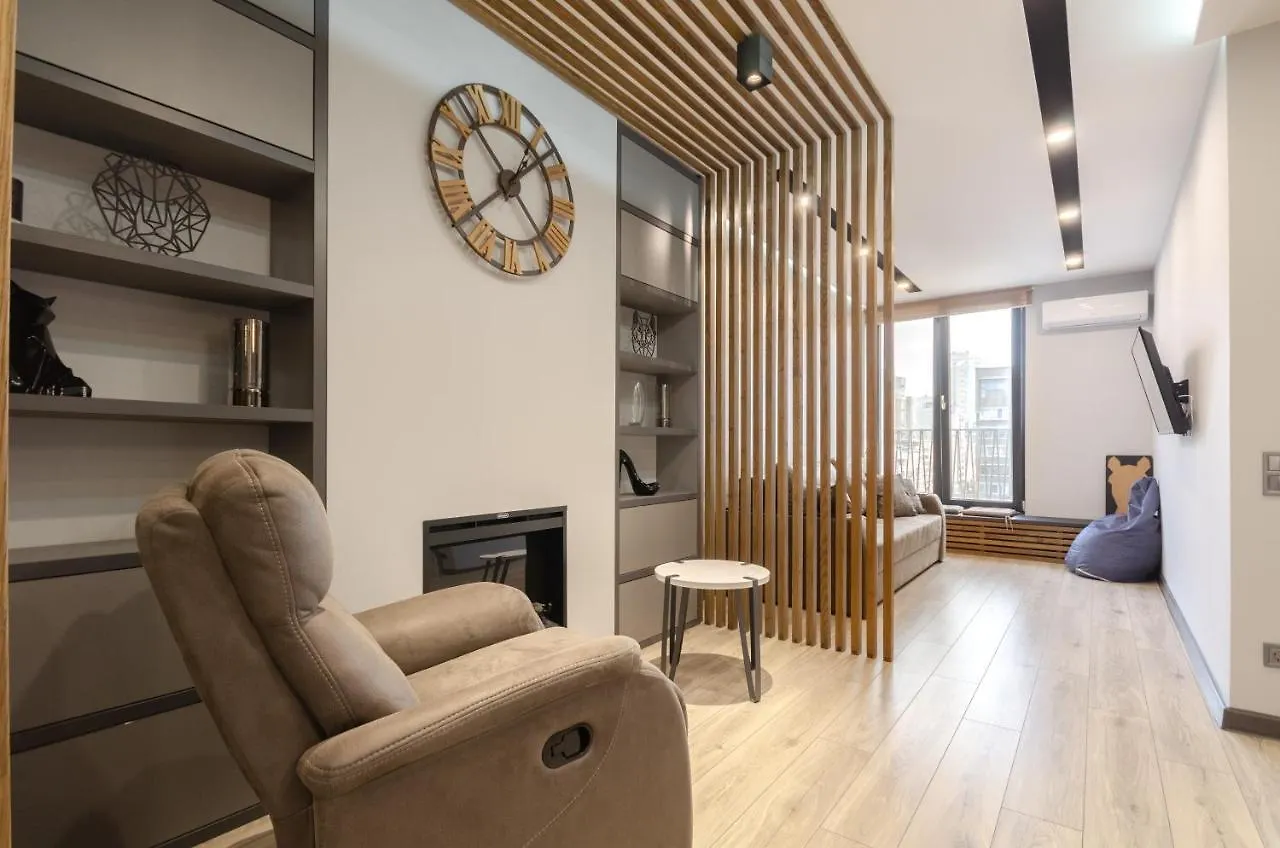 Petrovdom 52,67,205,213 In Smart Apartments In New York Concept House Kyjev 0*,