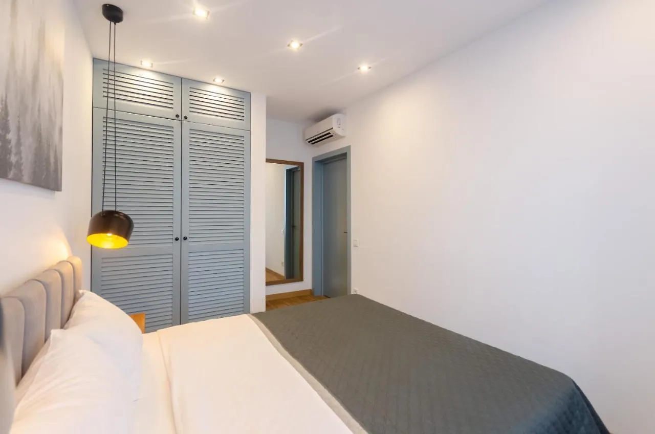 Petrovdom 52,67,205,213 In Smart Apartments In New York Concept House Kiev